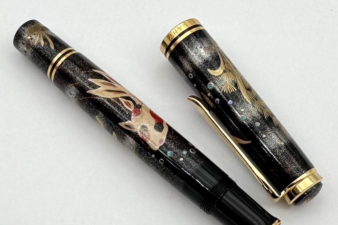 PelikanLESouveranMakieM1000GoldfishFP_L